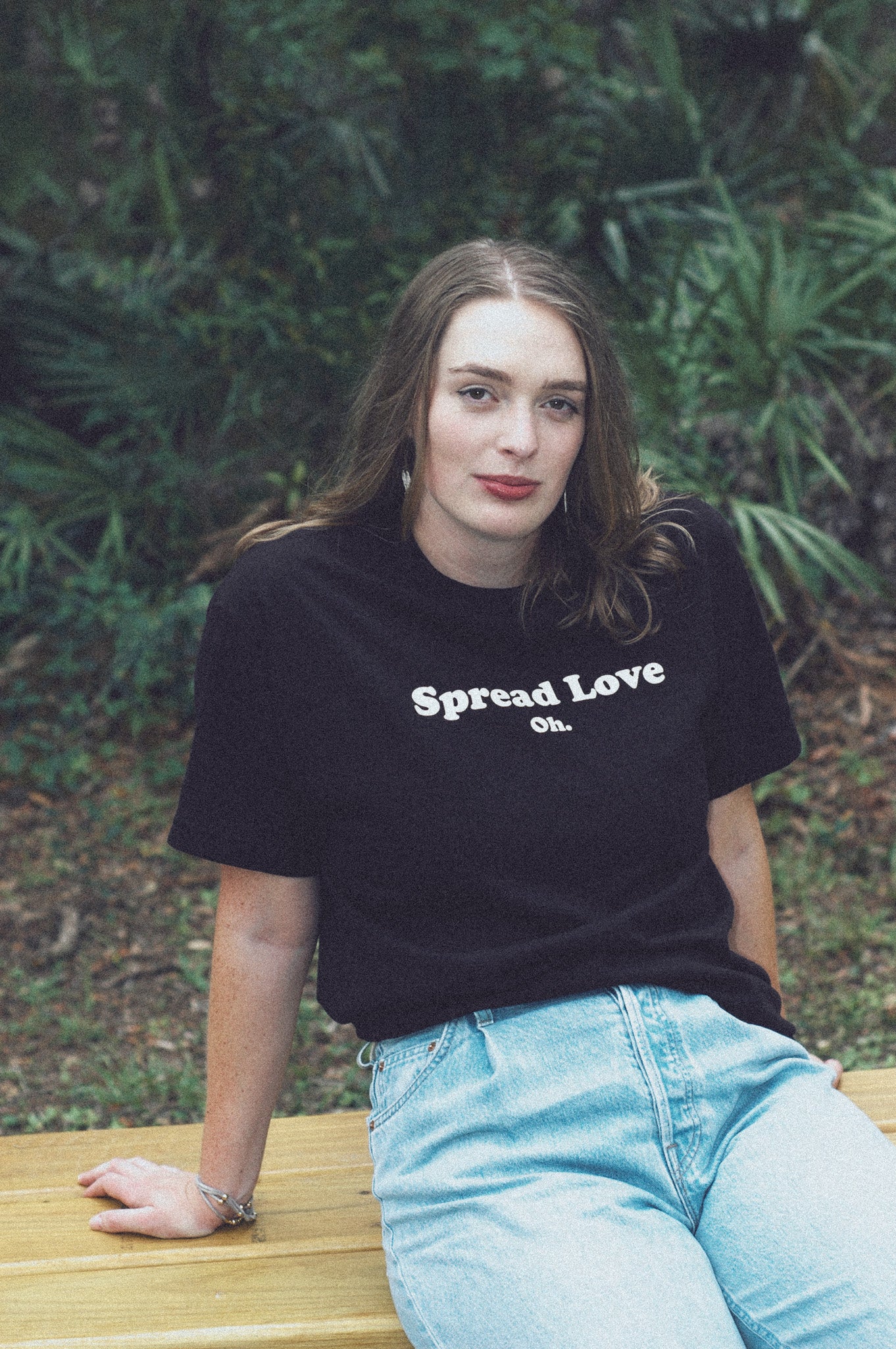 ONE HARBOR Spread Love Tee