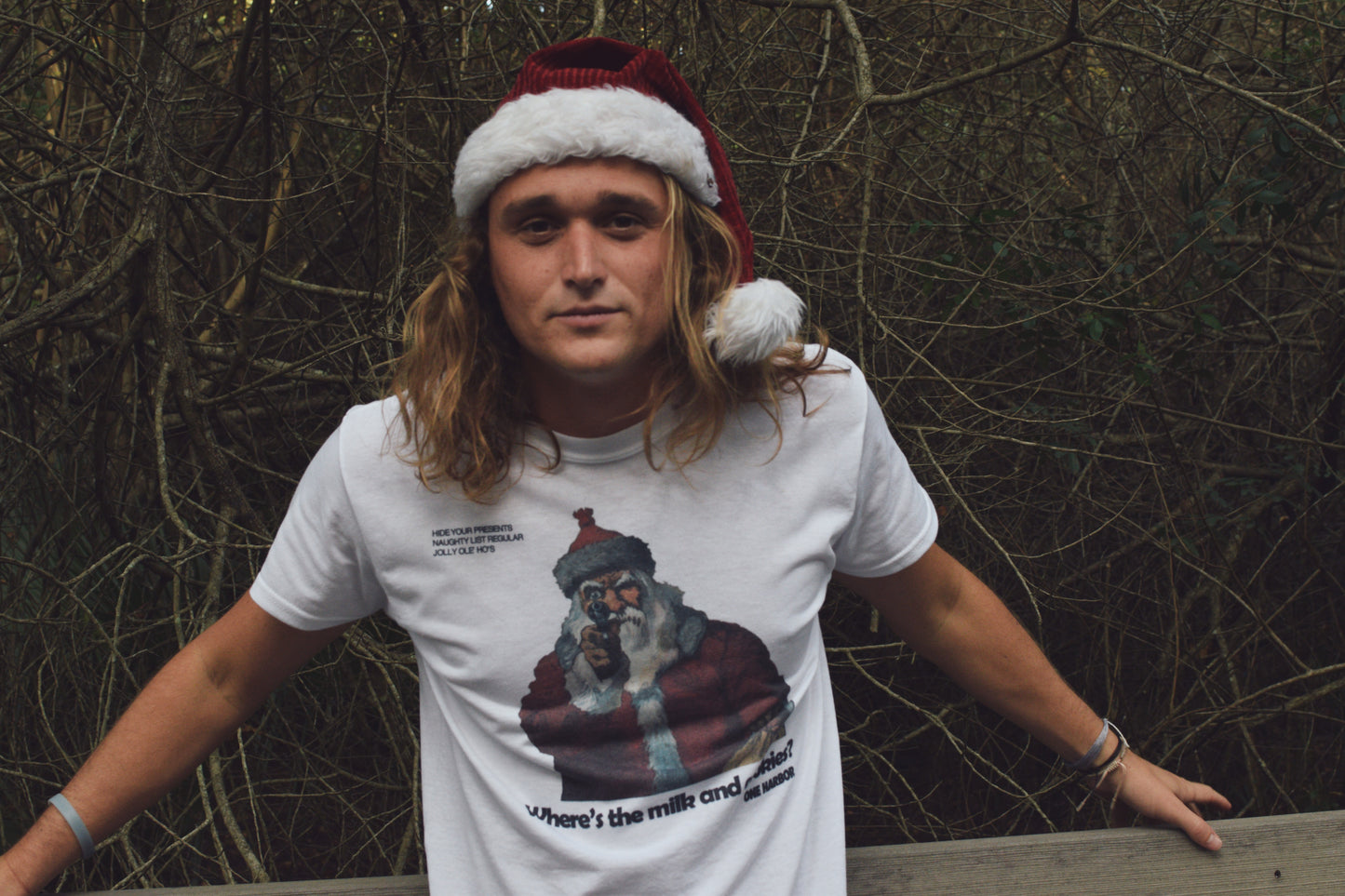 ONE HARBOR Stickup Santa Tee